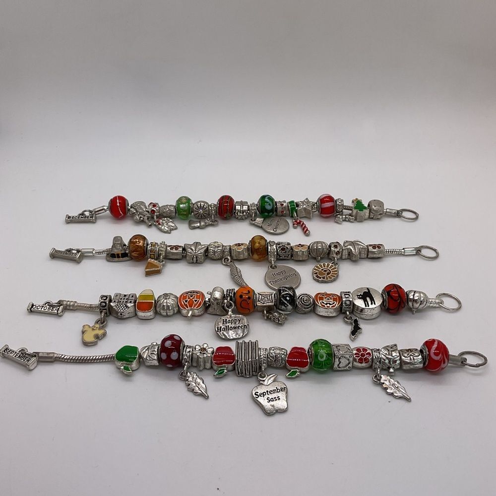 Willabee & Ward Set of 12 Month Bracelets